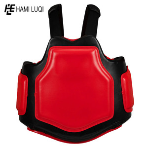 Protège-poitrine absorbant les impacts pour l'entraînement sportif et les compétitions pour le karaté et la boxe Muay Thai en cuir PU en boîte - Product Image 6