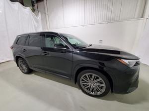 Lexus TX 350 EXECUTIVE SUV 2024 d'occasion, transmission automatique 8 vitesses, transmission intégrale, moteur hybride essence-turbocompressé 2,4 L, sièges en cuir, caméra arrière, conduite à gauche - Product Image 3