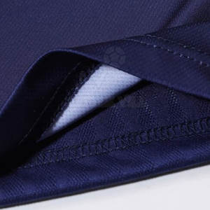 Uniforme de football en polyester vert personnalisé de haute qualité pour adultes Vêtements de sport fabriqués en usine avec logo de l'équipe Service OEM inclus - Product Image 6