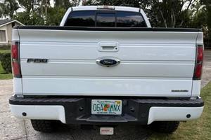 Ford F-150 FX4 4x4 SuperCrew Diesel Turbo R15 d'occasion 2024, cuir foncé, puissant, prêt pour l'aventure, pick-up haut de gamme à vendre - Product Image 5