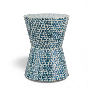 Taburetes de Lujo Hechos a Mano con Incrustaciones de Madreperla, Muebles con Detalles de Concha para Apartamento, Diseño Interior de Alta Gama - Product Image 1