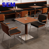 Table à manger en bois de style moderne SEM pour restaurant, cafétéria, fast-food, avec chaises, ensemble de bancs avec coussin en cuir, style nordique