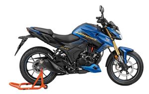 Hornet-motocicleta V2 BSVI, color gris, metálico, de la India - Product Image 4