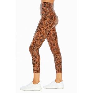 High Quality Snake Print Women Breathable Seamless Legging Wholesale Gym High Waist Capri Yoga Pants Plain Yoga <b>Tight</b> for Women - Product Image 2