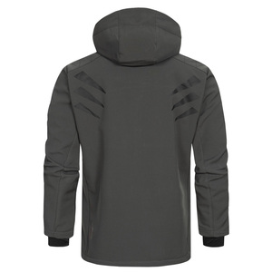 Venta al por mayor Travelwear chaqueta de poliéster para los hombres Softshell cremallera elástica comodidad puños Indemand chaqueta con logotipo personalizado - Product Image 2