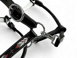 Harnais de cheval en cuir rembourré de style anglais personnalisé, durable, avec logo personnalisé, options de design/couleur de haute qualité pour l'équitation - Product Image 3