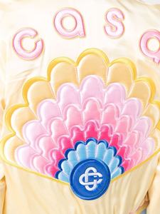 Veste de baseball universitaire en satin de soie à col montant pour hommes et femmes pour la saison d'hiver de l'école universitaire et collégiale - Product Image 4