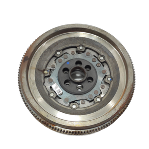 Volant moteur AUDI Q3 Série (F3B) 05E105266D DADA, DPCA Essence 1500 (18>) - Product Image 2