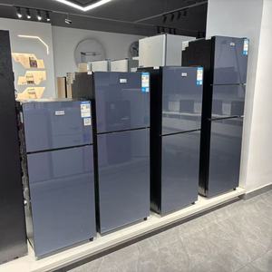 Réfrigérateur compact à double <span class=keywords><strong>porte</strong></span> de 102 L avec <span class=keywords><strong>porte</strong></span> en verre et congélateur supérieur - Product Image 4