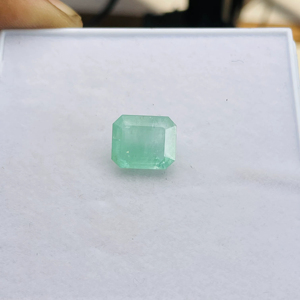 Esmeralda Natural de Zambia, Gema con Corte Esmeralda, Buena Calidad, Lustre y Bonito Color Verde, Pulido Perfecto para Cualquier Joyería - Product Image 2