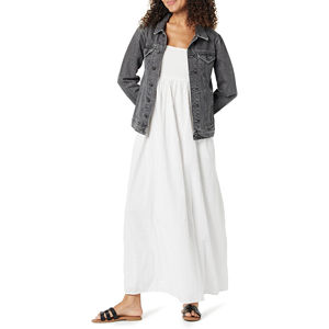 Vente en gros de veste décontractée en denim 100% coton pour femmes avec col montant et fermeture à un bouton - Product Image 2