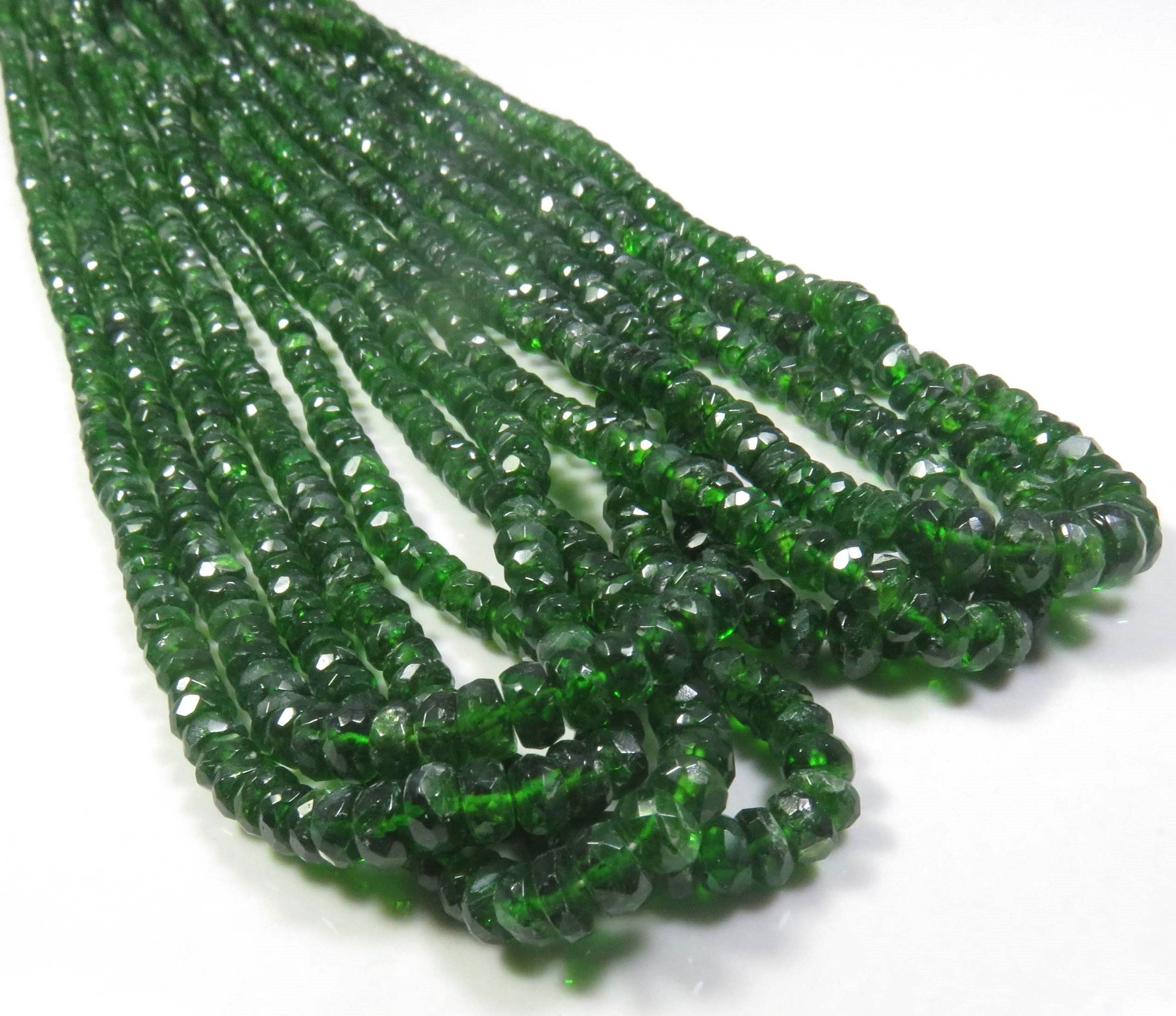 สีเขียว