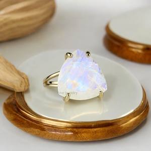 แหวนมูนสโตนกองไฟเงินสเตอร์ลิงทำด้วยมือ925อัญมณีธรรมชาติตัดลูกแพร์สวยงามชุดเซ็ทฝาทอง - Product Image 2