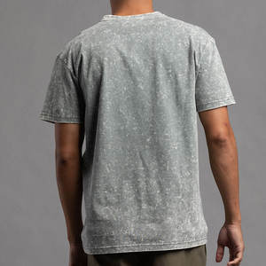 2025 personnalisé Vintage gris lavé hommes T-shirts surdimensionné et coupe régulière Streetwear Logo impression 100% coton gris unisexe t-shirt - Product Image 4