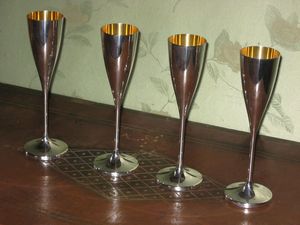 Coupe à vin d'événement, gobelet en métal élégant avec un design classique en acier inoxydable fait à la main pour les fêtes, les célébrations et les cadeaux - Product Image 6