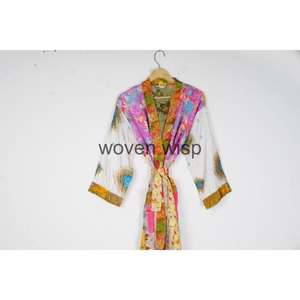 Robes Kimono en soie 100% pour femmes motif floral séchage rapide caractéristiques thermiques et lisses fermeture à cordon pour toutes les saisons - Product Image 2