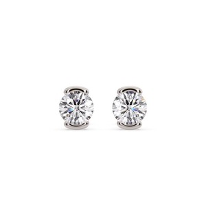 Pendientes de Diamantes Finos con Corte Redondo Luminoso y Engaste de Bisel, 0.30 Ct, Diamante Cultivado en Laboratorio en Platino, para Compromiso Nupcial - Product Image 2