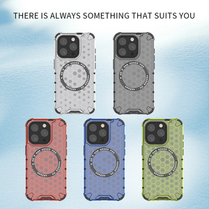 Étui de chargement magnétique sans fil antichoc en nid d'abeille motif football pour <span class=keywords><strong>iPhone</strong></span> 17 Air 16 15 <span class=keywords><strong>Pro</strong></span> Max 14 Plus 13 12 <span class=keywords><strong>11</strong></span> <span class=keywords><strong>Pro</strong></span> - Product Image 2