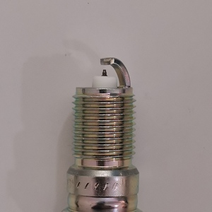 NGK Bugi Hệ Thống Động Cơ Tự Động Iridium Chính Hãng Ban Đầu 3689 TR6IX Cho Ford FOCUS II Saloon (DB _), MONDEO III Saloon (B4Y) - Product Image 5