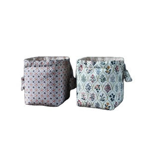 Petits sacs-cadeaux durables et écologiques en coton avec cordon de serrage, imprimés recyclables en gros pour le shopping - Product Image 1