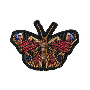 Accessoires en tissu Handwork Golden Zardosi Flower avec tige Patch - Product Image 5