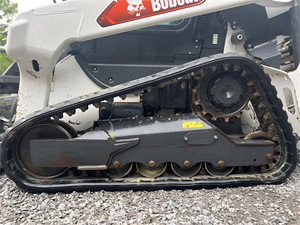 Cargadora de orugas Bobbcat T66 Minicargador usado Motor diésel Skid Steer superventas Envío rápido - Product Image 3