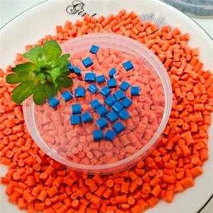 Granulés de plastique noir PA6 Nylon 6 résistant aux UV et anti-âge pour applications extérieures - Product Image 6