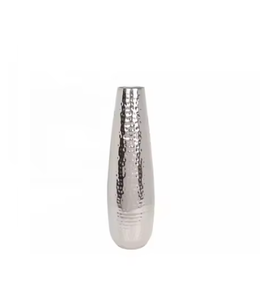 Meilleure vente Vase à fleurs en céramique de haute finition nouvellement conçu Vases en pot en métal de haute qualité en vrac Fournitures décoratives de fantaisie - Product Image 5