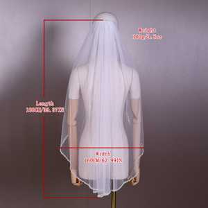 Peineta para el Cabello Bridella V134-IY1 Hecha a Mano, Vintage, con Perlas de Imitación Color Marfil, Lentejuelas y Pedrería, Ajuste Cómodo, para Novias, Fiestas, Bodas y Eventos Formales - Product Image 3