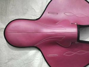 Selle de cheval Western rose légère de qualité supérieure Selle de course à forte demande Toutes les tailles Cuir de qualité Prêt à l'exportation - Product Image 5