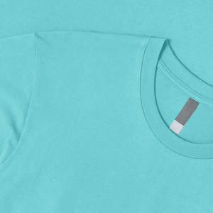 Camiseta unisex Heavyweight Slim Fit Private Label para hombre - Product Image 4