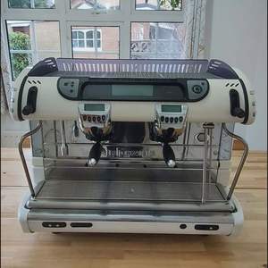 เครื่องชงกาแฟกึ่งอัตโนมัติสำหรับการค้าถ้วยทรงสูง S40 - Product Image 3
