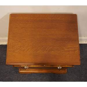 Mesita de noche de caoba tallada a mano de estilo victoriano exquisito | Mesita de noche premium a medida con cajón y gabinete de almacenamiento para El - Product Image 5