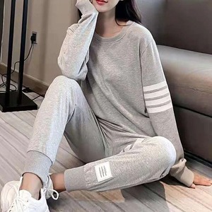 เซ็ตกีฬาสองชิ้นของผู้หญิงเสื้อสเวตเตอร์คอเอวยางยืดน้ำหนักเบาระบายอากาศได้แฟชั่นลำลองปรับแต่งได้ - Product Image 3