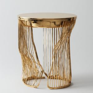 Table d'appoint moderne luxueuse avec dessus en métal véritable au design doré Base sculpturale unique Finition miroir pour le stockage - Product Image 5