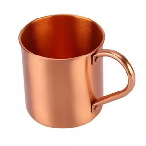 Tasse brillante en cuivre fabriquée à la main de qualité supérieure ajoutant une sophistication et un luxe intemporels à chaque gorgée - Product Image 2