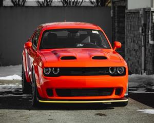 Dodge Challenger SRT RWD 2023 d'occasion, faible kilométrage, prêt à être expédié - Product Image 3