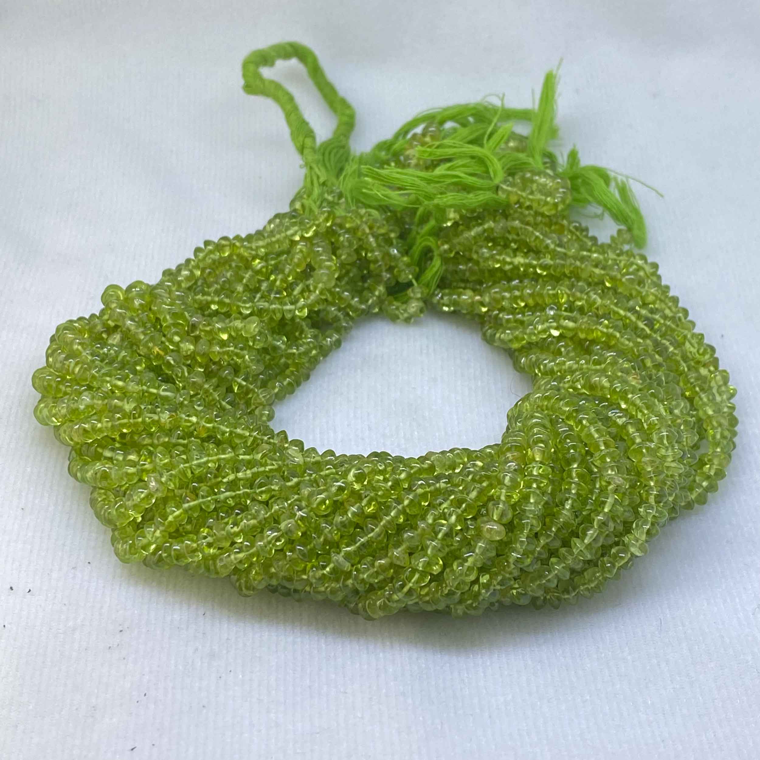 สีเขียว