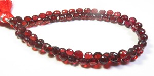 Perles de grenat rouge naturel du Mozambique, forme oignon, 6 mm, 9 pouces, pierres précieuses africaines en grenat, facettées, en forme de briolette, pour la fabrication de bijoux - Product Image 6