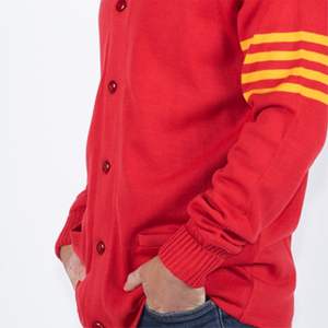 Suéter universitario elegante y cómodo: de alta calidad, duradero y perfecto para la moda clásica - Product Image 6