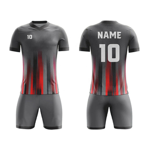 Venta al por mayor personalizado fútbol Jersey Cool equipo juvenil desgaste manga corta conjunto uniforme de fútbol - Product Image 1
