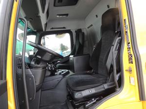 Camion Merc-edes-Be-nz Act Ros 2130, capacité de charge 21-30T, diesel Euro 6, transmission automatique, 220 kW (299 ch), transmission 6X2, logistique - Product Image 6