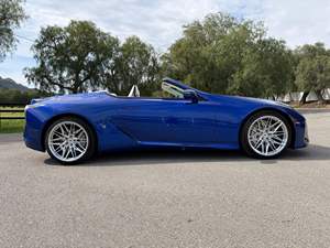 Lesuz L.C 500 2024 Convertible con Transmisión Automática Turbo, Techo Panorámico, Asientos de Cuero, 1-25000 Millas - Product Image 3