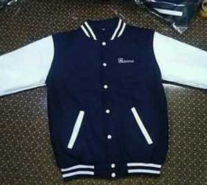 Venta al por mayor Letterman cuerpo de lana mangas de cuero originales niños hombres chaqueta de béisbol escuela Universidad equipo desgaste chaqueta de invierno niñas - Product Image 3