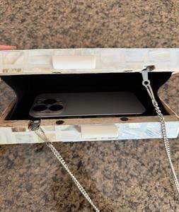 Pochette stylisée de créateur en incrustation de nacre pour mariée pochette en incrustation de nacre au look vintage pour la mode - Product Image 4