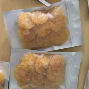 สับปะรดอบแห้งเคี้ยวธรรมชาติอาหารว่างผลไม้เมืองร้อนแสนหวานสำหรับการรับประทานอาหารทุกวัน - Product Image 1