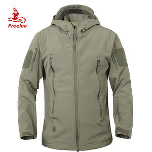 Personnaliser le style et la conception Streetwear Polyester Softshell imperméable Sports de plein air course coupe-vent veste de pluie pour hommes - Product Image 5