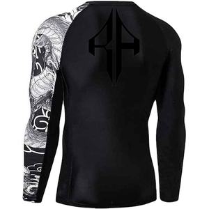 Vêtements de fitness pour hommes Sublimation Rash Guard Spandex et polyester de haute qualité Vente en gros à manches longues Logo personnalisé pour hommes - Product Image 6