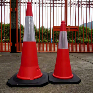 Cône de signalisation routière haute visibilité en PE de 100 cm, imperméable, orange, pour la sécurité routière - Product Image 1
