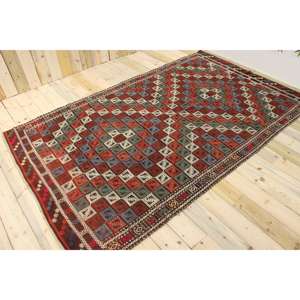 Grand tapis vintage 5,5x9,4 pieds, tapis turc en laine rouge uni - Product Image 1